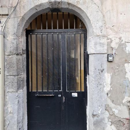 Dimora Partenopea-Holiday House Napoli Bagian luar foto