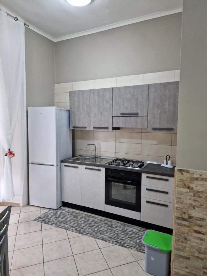 Dimora Partenopea-Holiday House Napoli Bagian luar foto